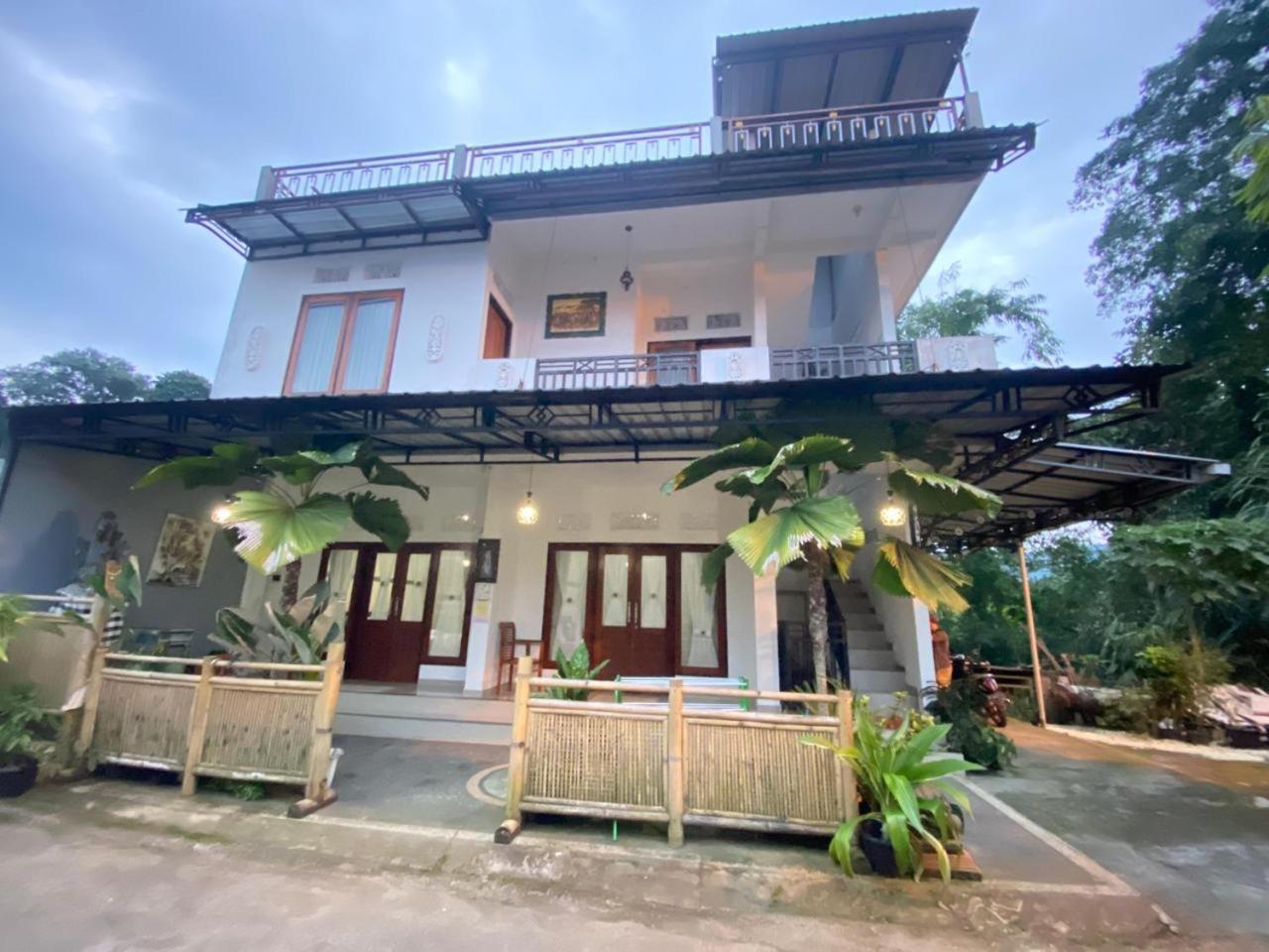 Sri Sedana Guest House Sidemen  Exterior foto